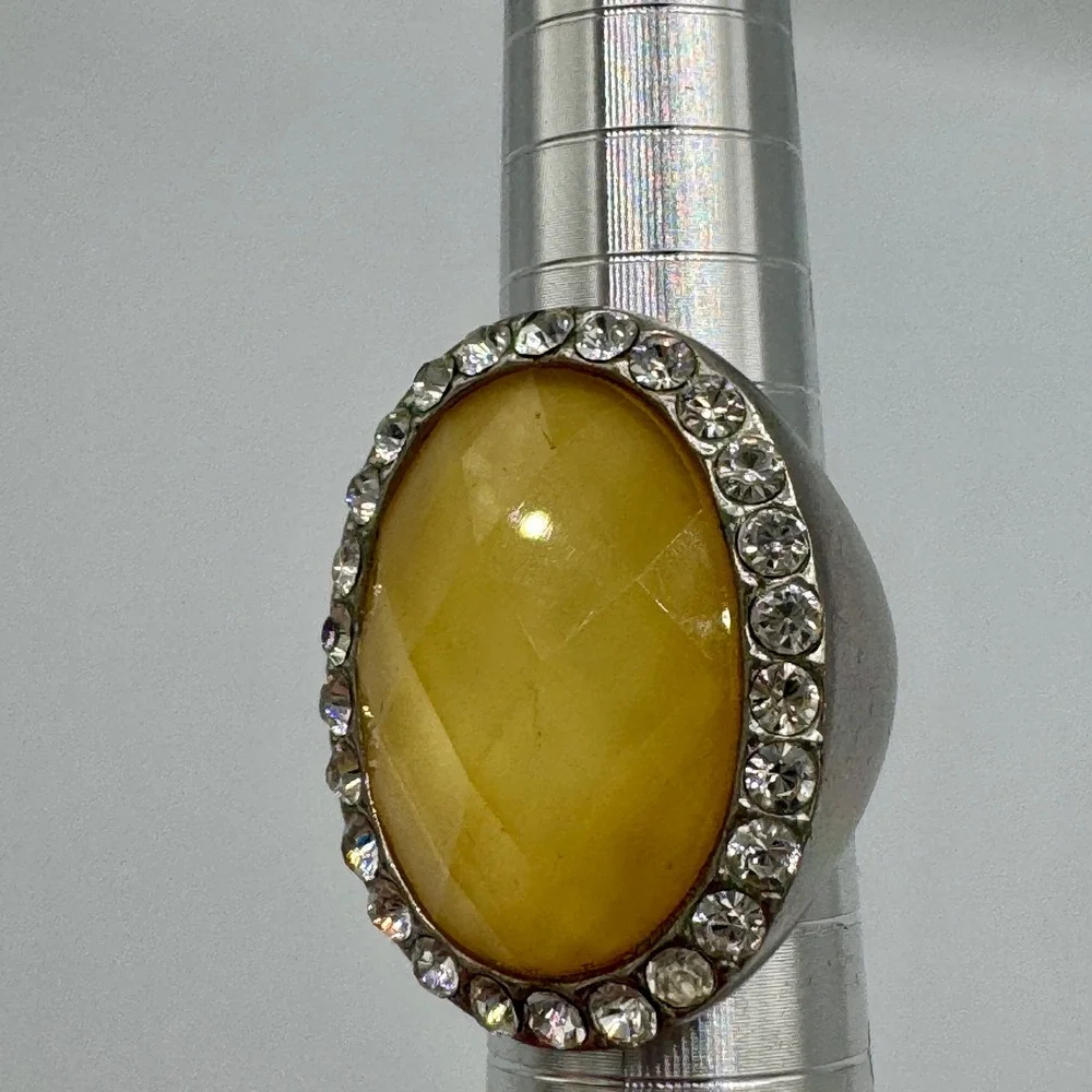 Yellow‎ Lucite Faceted Oval Rhinestone Halo Statement  Oversized Cocktail 7.5